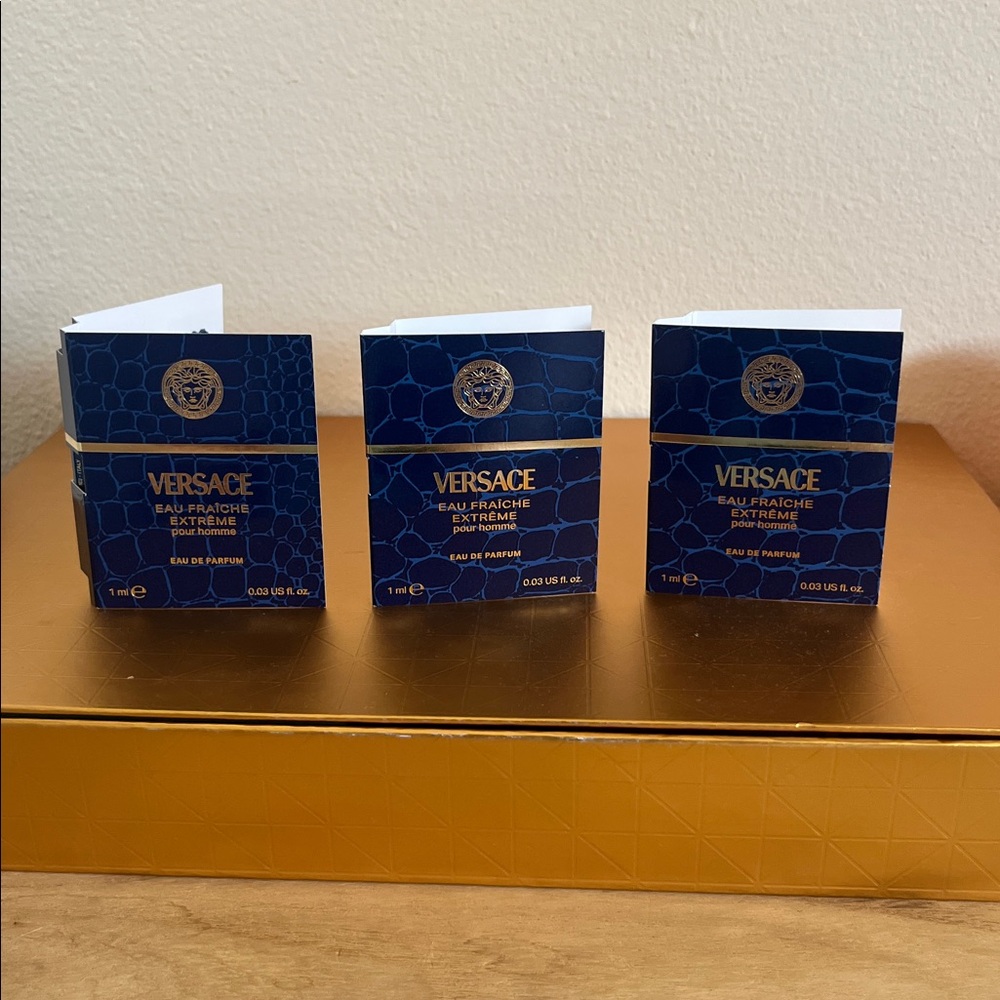 3 Versace Extreme For Men-2 Eau De Parfum Sample Sprays